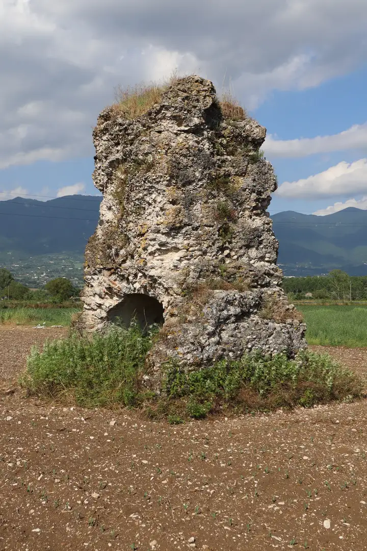 Veduta del Sepolcro Via Cambisi