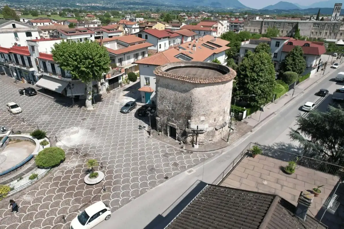 Mausoleo - Vista Aerea e Contesto Urbano